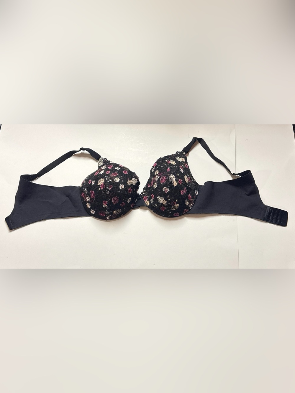 La Vie En Rose Black Floral Lace Push-Up Bra with Pink and Cream Accents